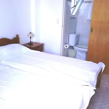 Mathia Apartments شقة