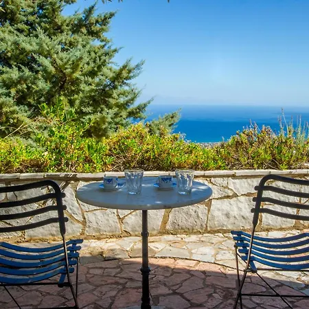 Apartament Mathia Apartments *
