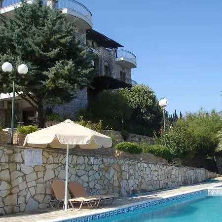 Mathia Apartments شقة